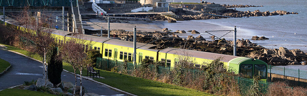 Dart Train Irish rail by the sea banner 1600x500 pixels