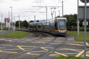 Luas_moving towards_front view