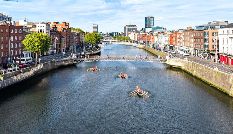 DCC Liffey Festival Currachs on the Liffey 900x506